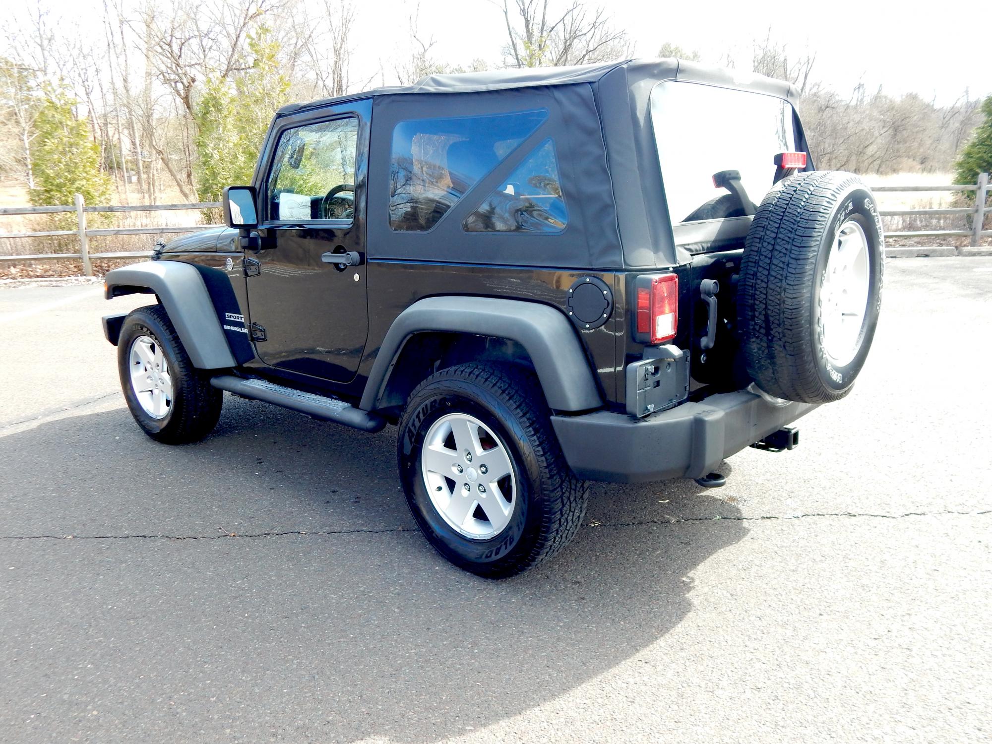 2012 Jeep Wrangler - 1C4AJWAG9CL167413 - Image #3